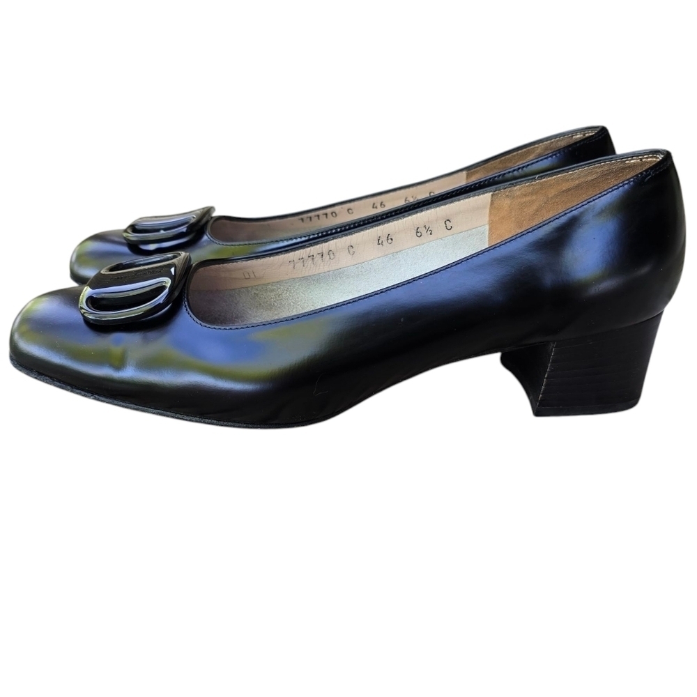 🔥Salvatore Ferragamo Boutique Block Heel Pumps, Size 6.5 C